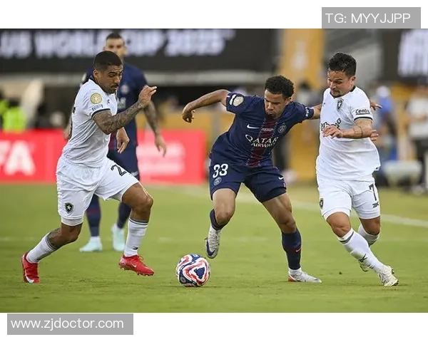 西雅图海湾人二队迎战斯沃普柏展现足球激情与团队精神